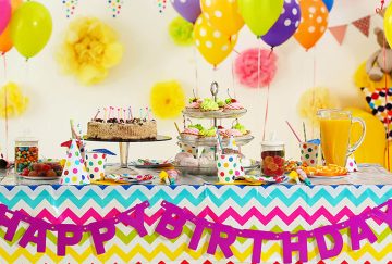 DIY: dekoracje na stół urodzinowy
